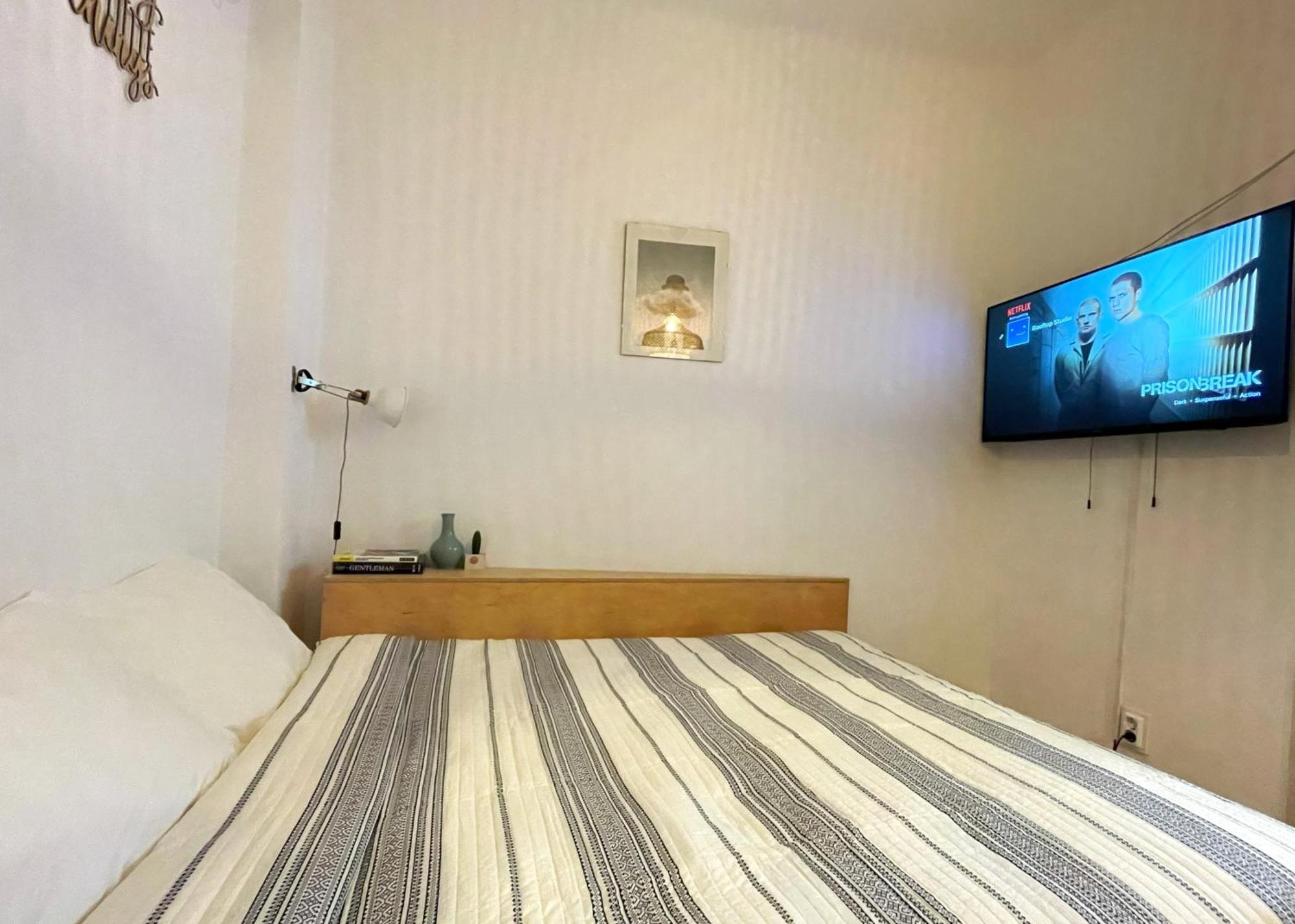 Rooftop Studio In The Heart Of Bucharest W Netflix Εξωτερικό φωτογραφία